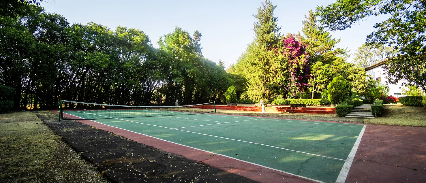 cancha de tenis hotel best western plus posada de don vasco