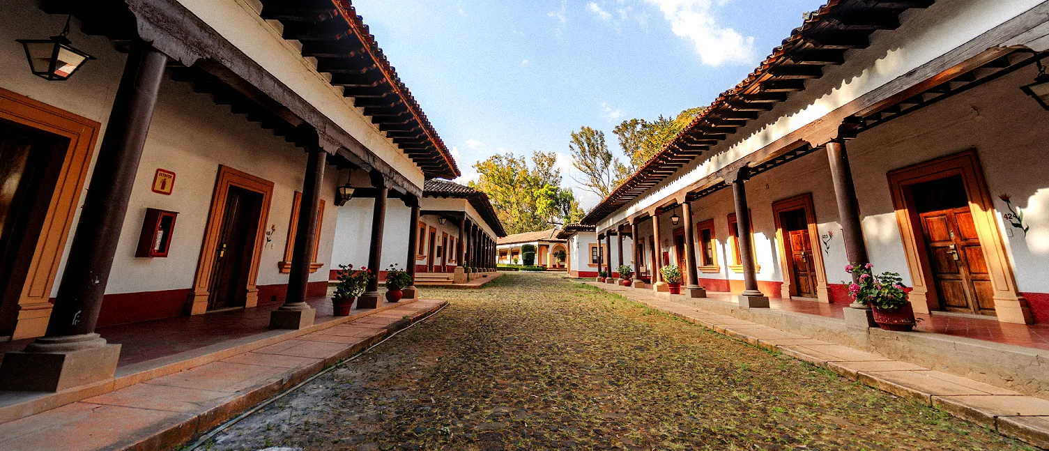 secciión tarasca hotel best western plus posada de don vasco