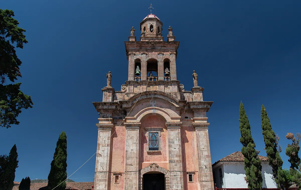 Santuario de Guadalupe Pátzcuaro Michoacán Hotel Best Western Posada de Don Vasco